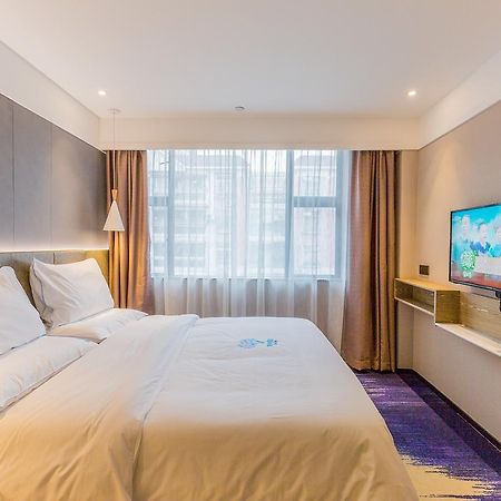 Lifu Hotel Wankel Jiang Tai Road Metro Station Branch Kanton Exterior foto