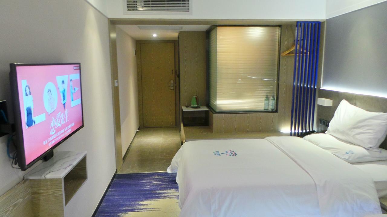 Lifu Hotel Wankel Jiang Tai Road Metro Station Branch Kanton Exterior foto