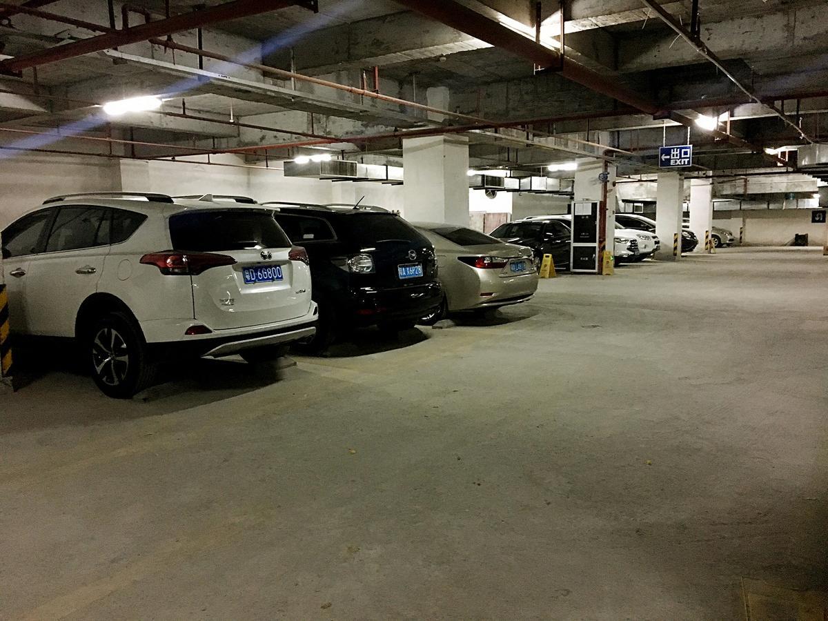 Lifu Hotel Wankel Jiang Tai Road Metro Station Branch Kanton Exterior foto